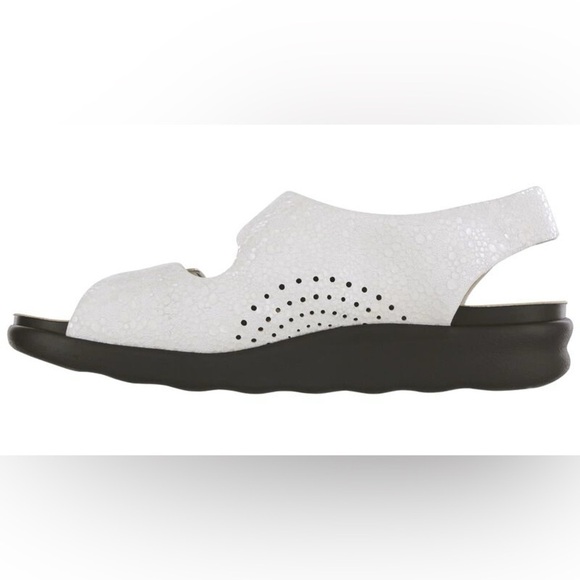 SAS Tripad Women's Size 10M Comfort Relaxed Brown Leather Sandals Strap Buckles - Picture 2 of 16